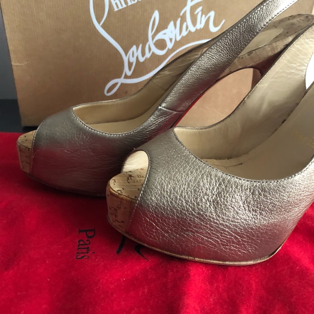 Authentic Christian Louboutin Slingback Heels Pumps Sz 7.5 - Picture 7 of 10